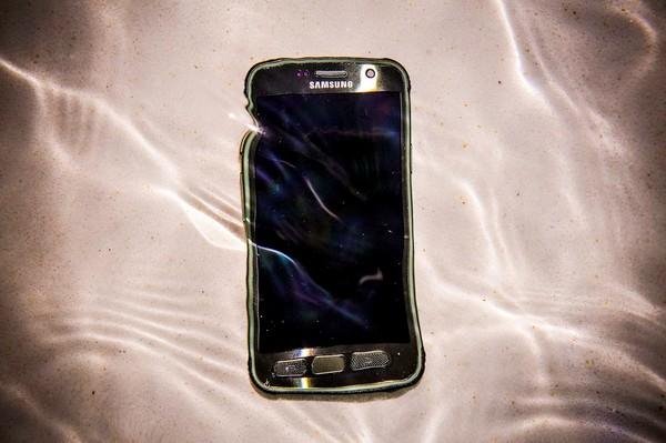 三星S7 Active到底能不能防水？全面测试结果令人意外